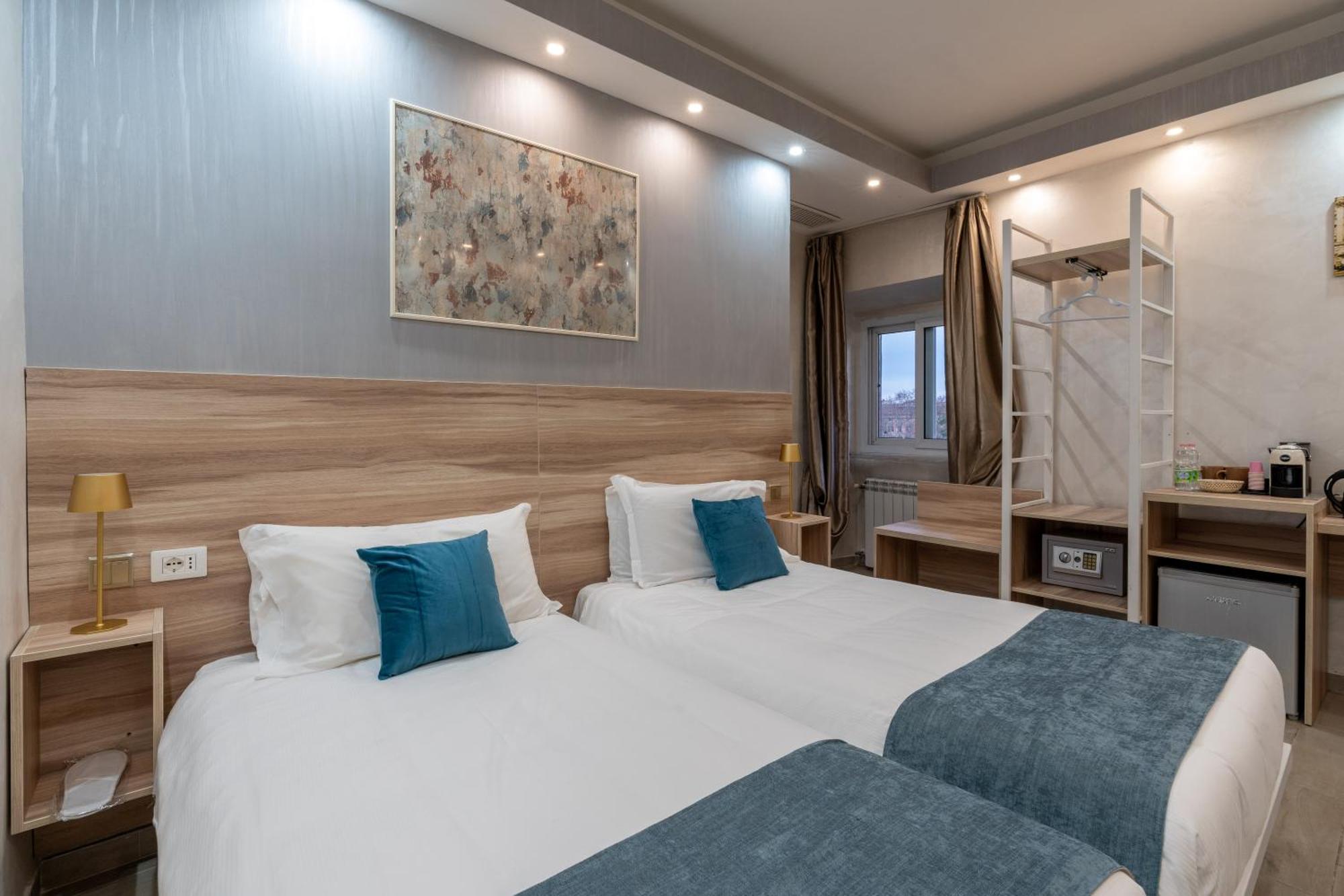Leone D'Oro Guesthouse - Close To Piazza Vittorio Roma Exterior foto