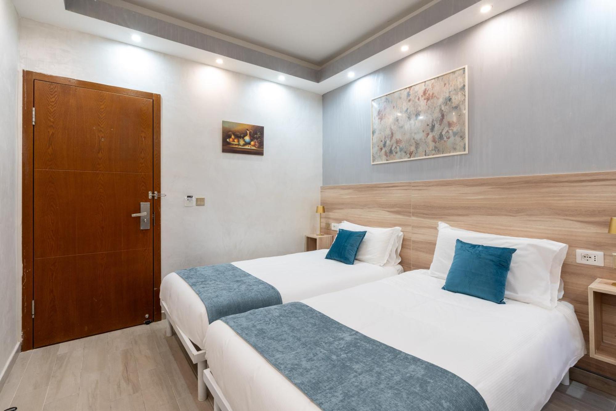 Leone D'Oro Guesthouse - Close To Piazza Vittorio Roma Exterior foto