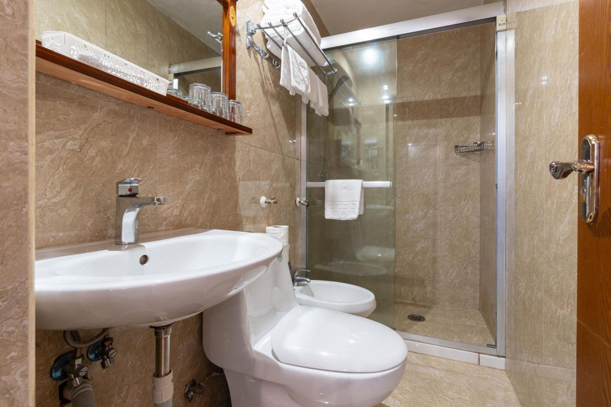 Leone D'Oro Guesthouse - Close To Piazza Vittorio Roma Exterior foto